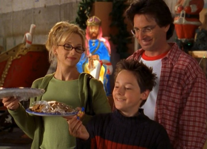 what-is-the-temperature-did-anyone-consider-that---lizzie-mcguire-reviewed.jpg